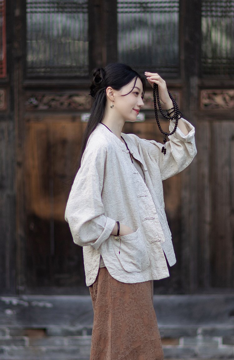 Chinese-style double-breasted linen shirt, loose fit, stand collar, with buttons on the front