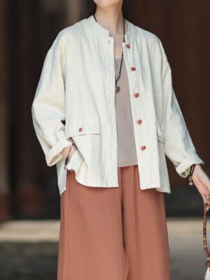 Woman's cotton and linen shirt with buttons and loose-fitting top