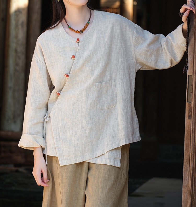 New Chinese-style ramie female top with oblique placket and plate buttons