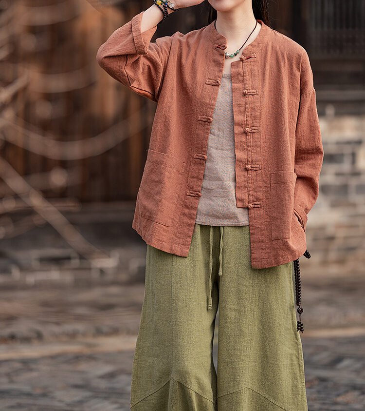 Women's ramie shirt for morning tai chi practice