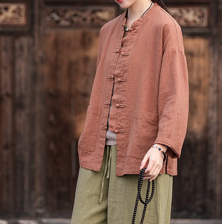 Women's ramie shirt for morning tai chi practice