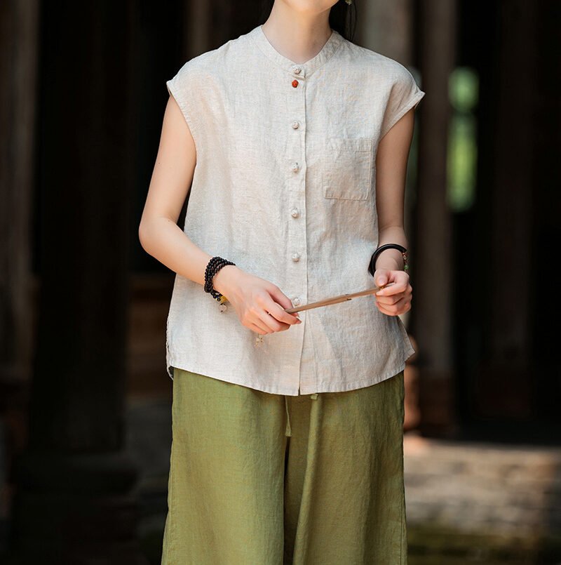 Women's stand collar vest sleeveless shirt