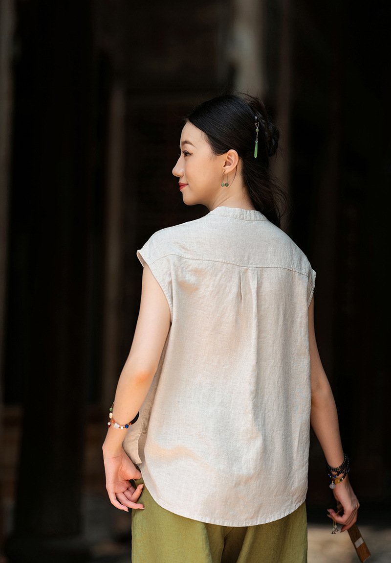 Women's stand collar vest sleeveless shirt