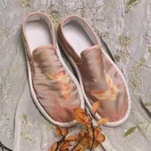 Handmade Thousand Layer Sole Cloth Shoes with Butterfly